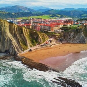 Circuito por Cantabria y el País Vasco, cultura, costa y tradición